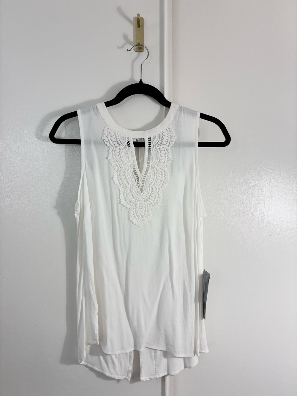 NWT Daniel Rainn Sleeveless White Crochet Women's Top Size Petite Small